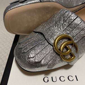 Gucci Flat Leather Fringe Double G Argento Silver Buy Now For under Retail